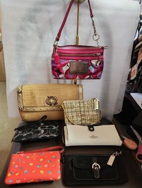Coach Sellers Bundle Of 7, Note Unique Hang Tags  All Euc